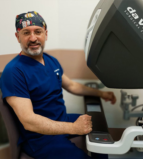 About Dr Mahir Özmen